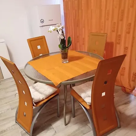 아파트 Apartament Amza Năvodari